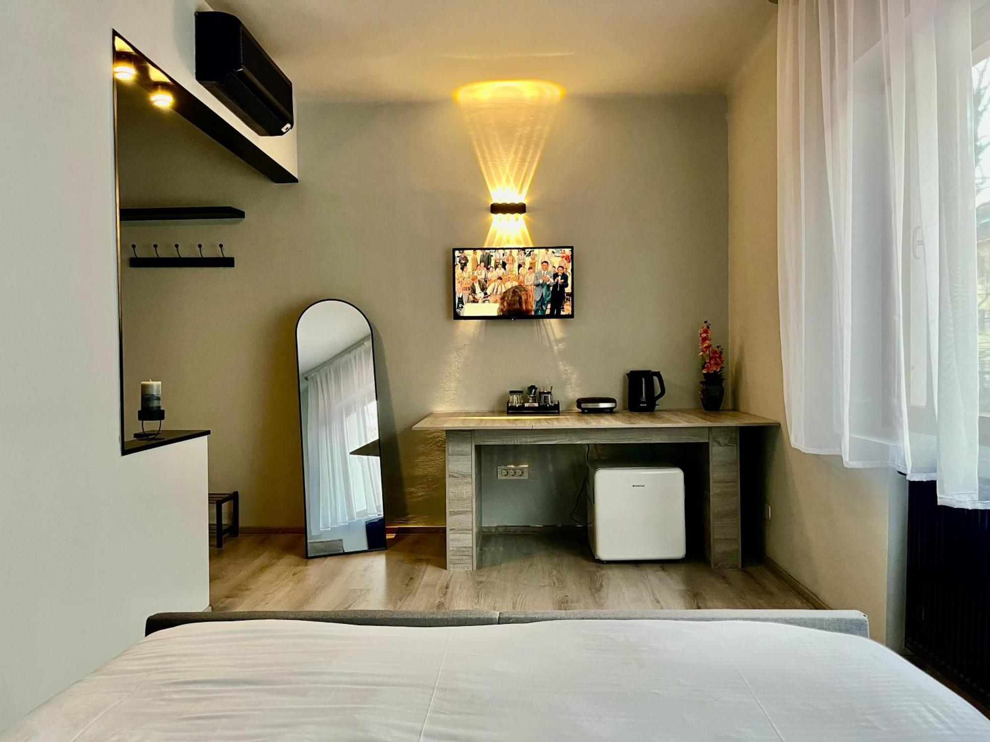 Cozy Hideout - Condo Hotel Тімішоара Екстер'єр фото