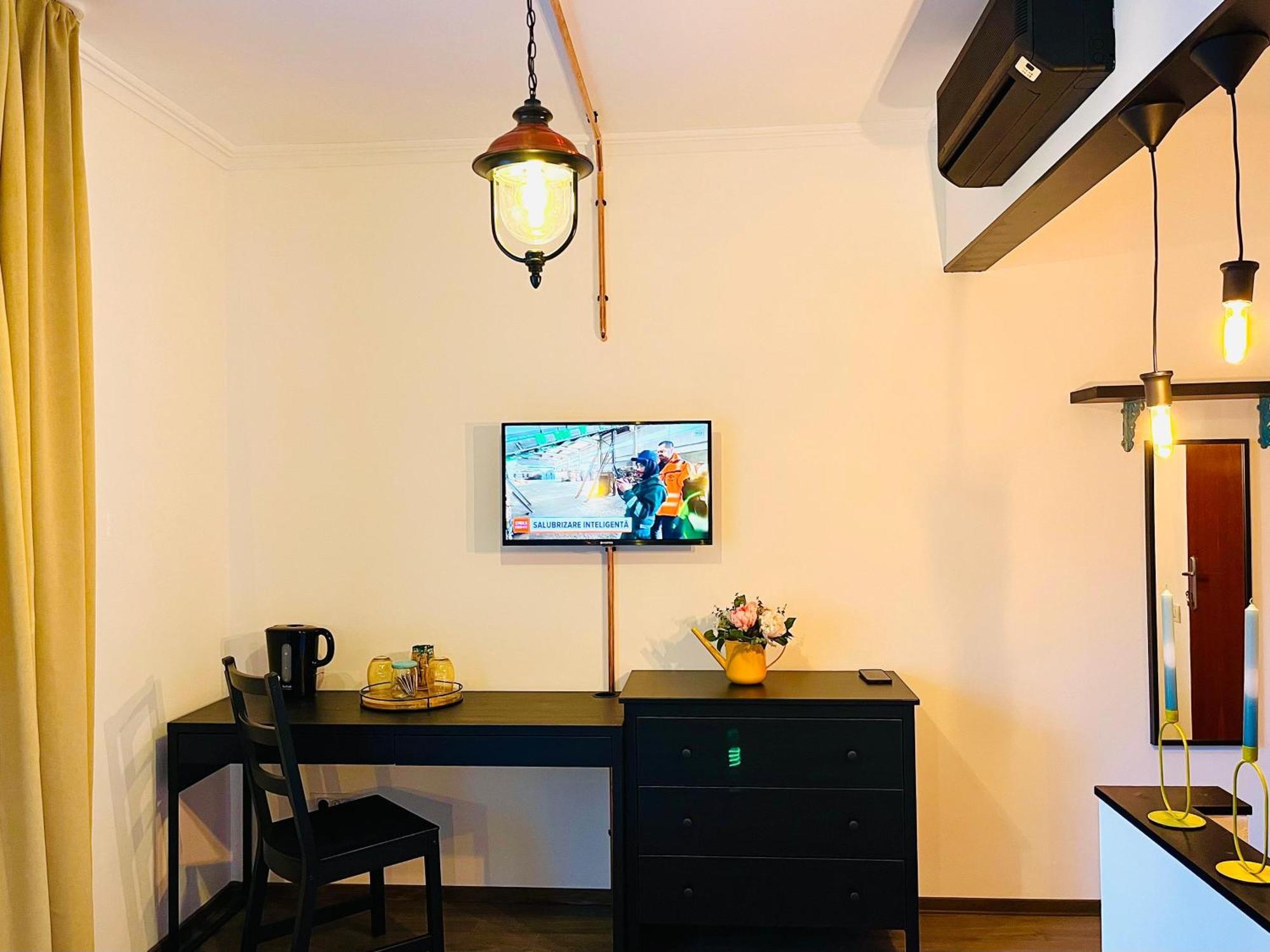 Cozy Hideout - Condo Hotel Тімішоара Екстер'єр фото