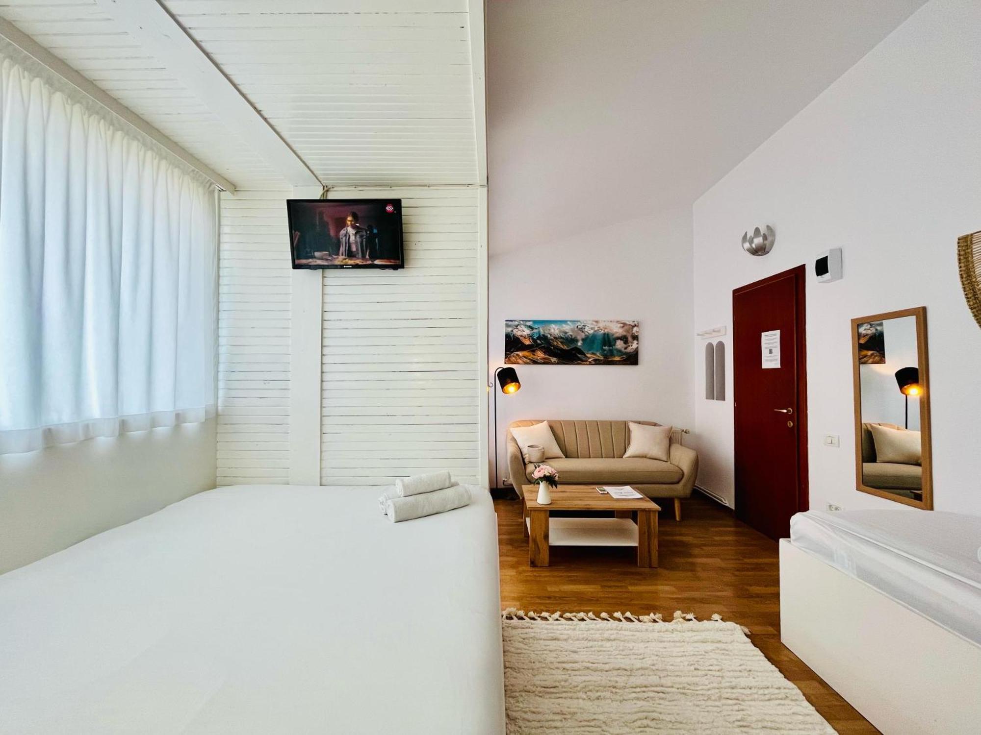 Cozy Hideout - Condo Hotel Тімішоара Екстер'єр фото